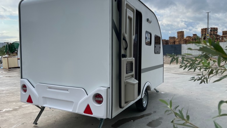 Adle Eco 4.10 Metre Çekme Karavan