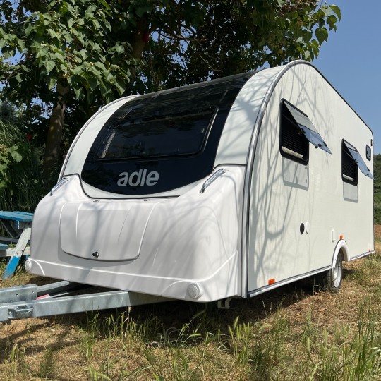 Adle 5.20 Metre Çekme Karavan