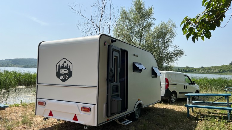 Adle 5.20 Metre Çekme Karavan